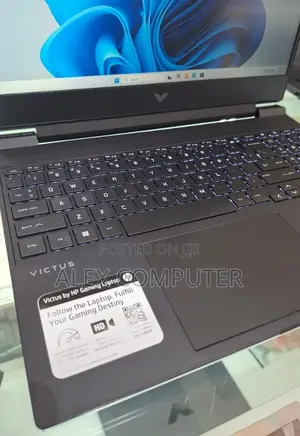 New Laptop HP Victus 15 32GB AMD Ryzen 5 SSD 1T
