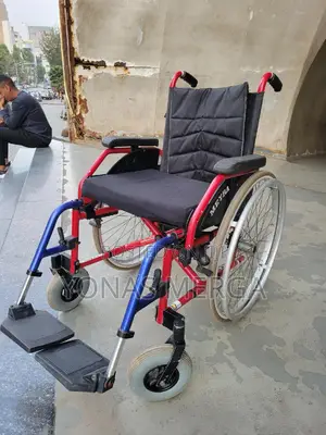 Normal Europe Wheelchair宙怵wheelchair//Solid Puncture Proof Tyres