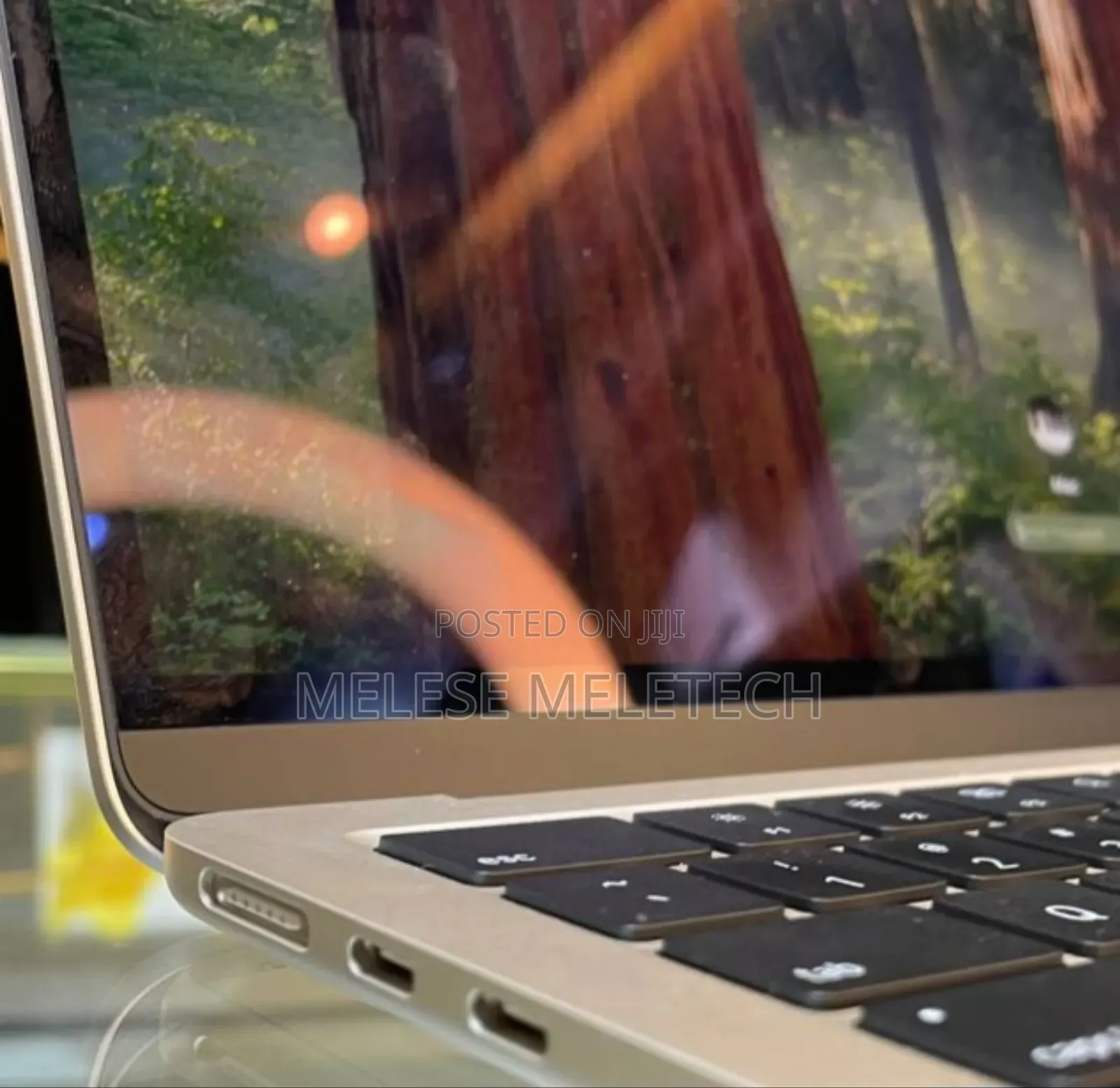 New Laptop Apple MacBook Pro 2022 M2 8GB Apple M2 SSD 256GB