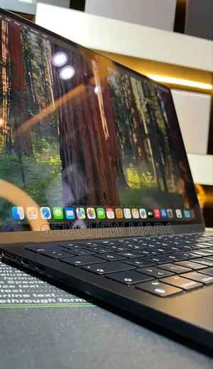 New Laptop Apple MacBook Air 2023 M2 24GB Intel SSD 1T