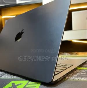 New Laptop Apple MacBook Air 2023 M2 24GB Intel SSD 1T