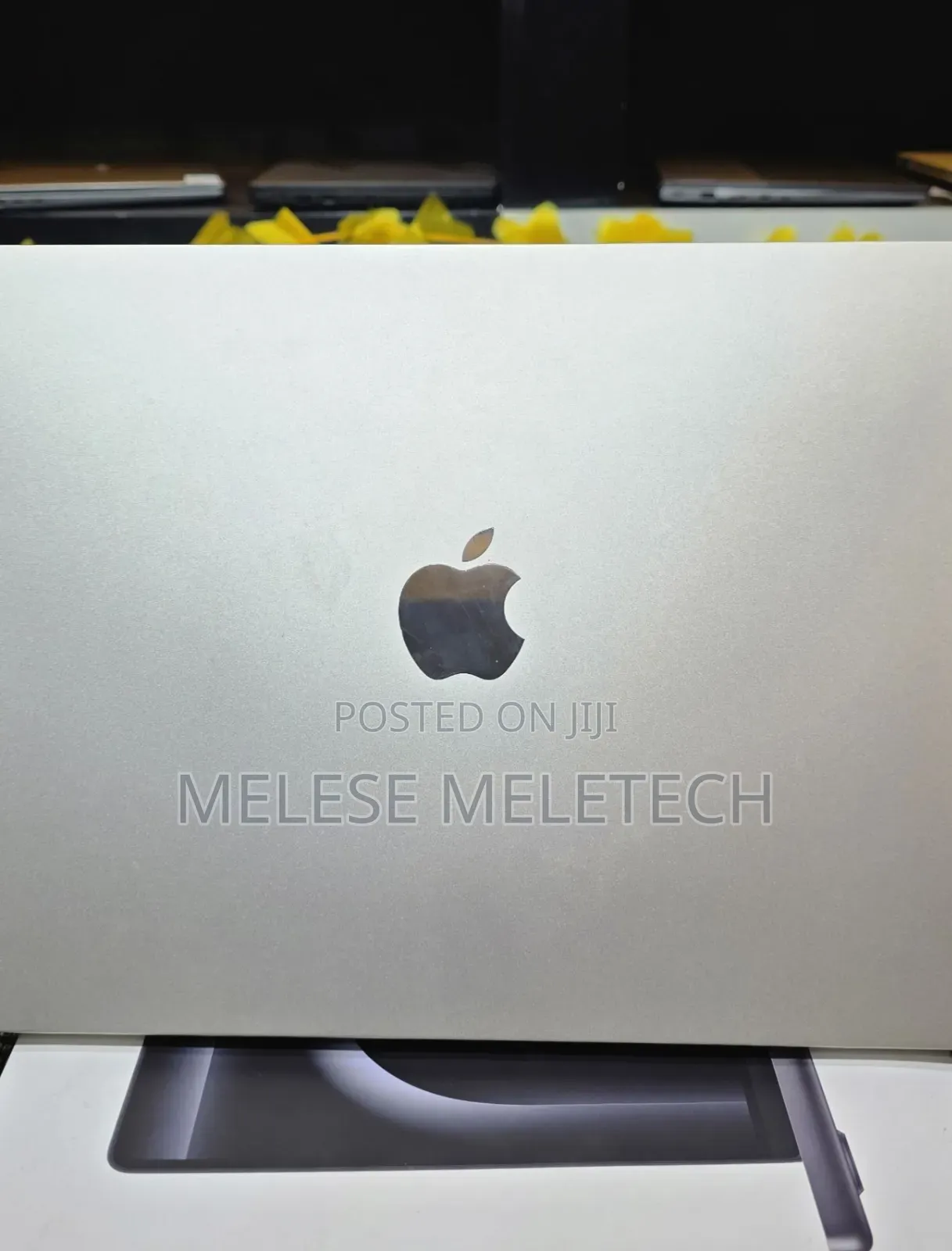 New Laptop Apple MacBook Pro 2021 M1 16GB Apple M1 Pro SSD 512GB