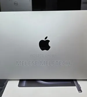 New Laptop Apple MacBook Pro 2021 M1 16GB Apple M1 Pro SSD 512GB