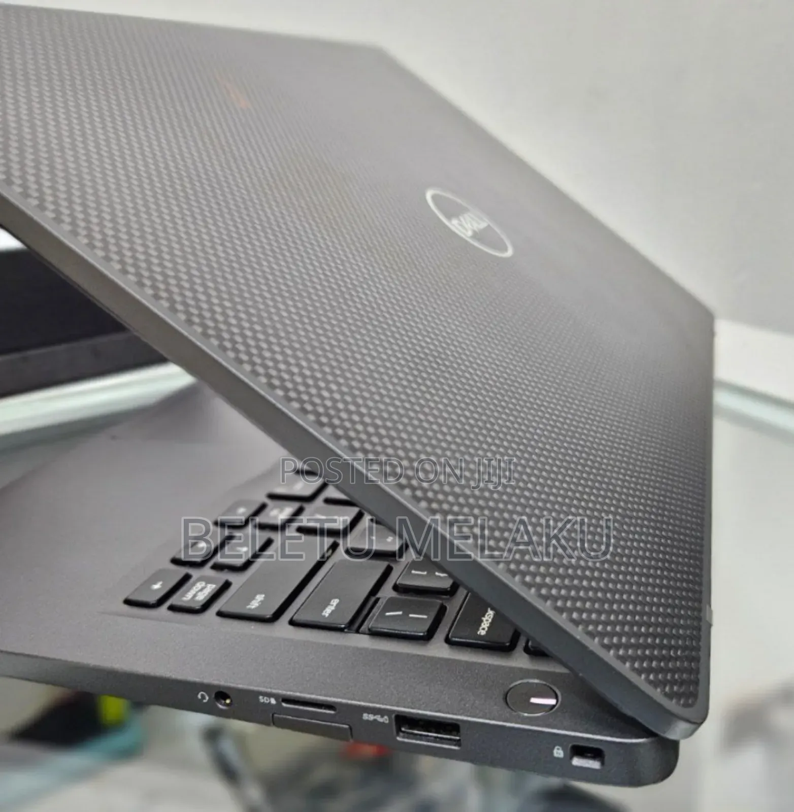 New Laptop Dell Latitude 14 8GB Intel Core I5 SSD 256GB