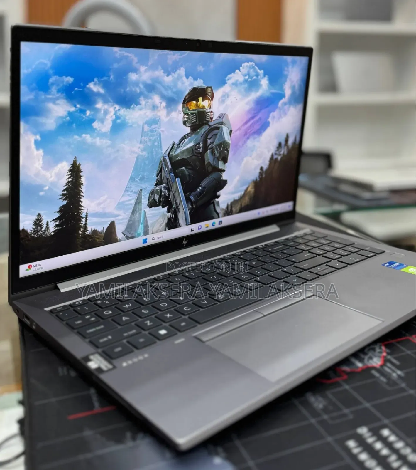 New Laptop HP ZBook Firefly G8 32GB Intel Core I7 SSD 512GB