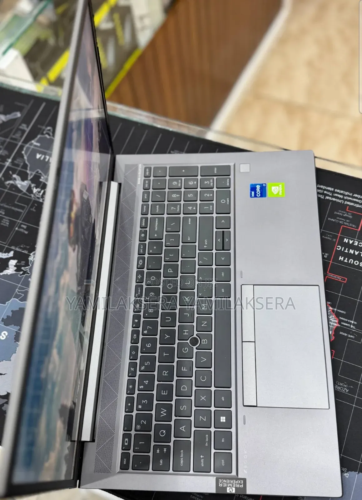 New Laptop HP ZBook Firefly G8 32GB Intel Core I7 SSD 512GB