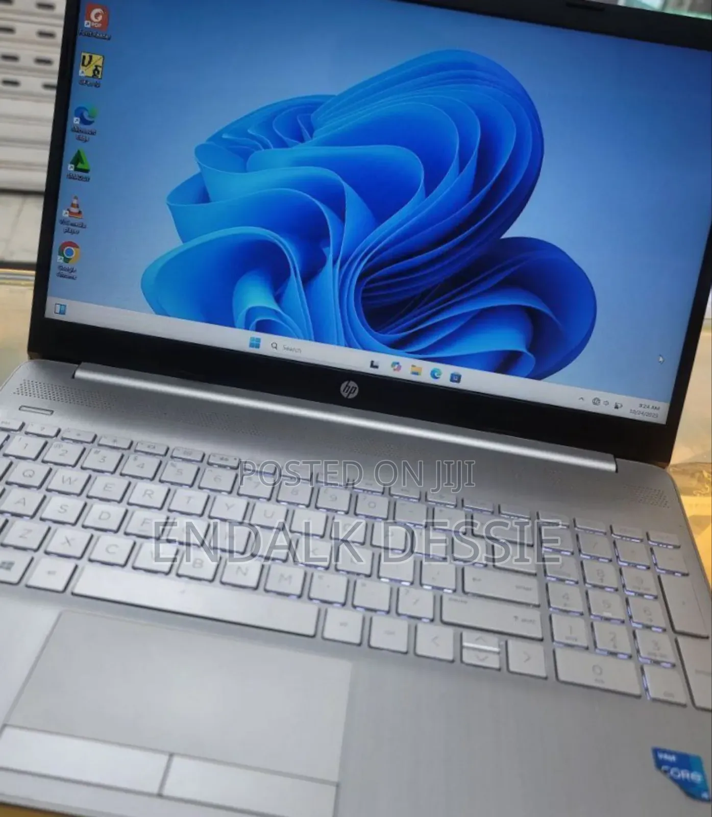 New Laptop HP 8GB Intel Core I5 SSD 256GB