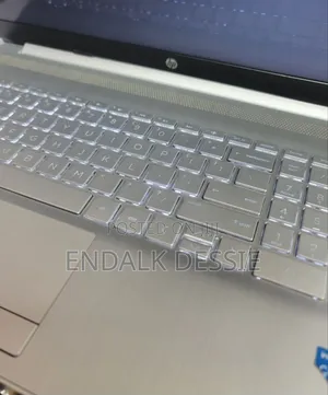 New Laptop HP 8GB Intel Core I5 SSD 256GB