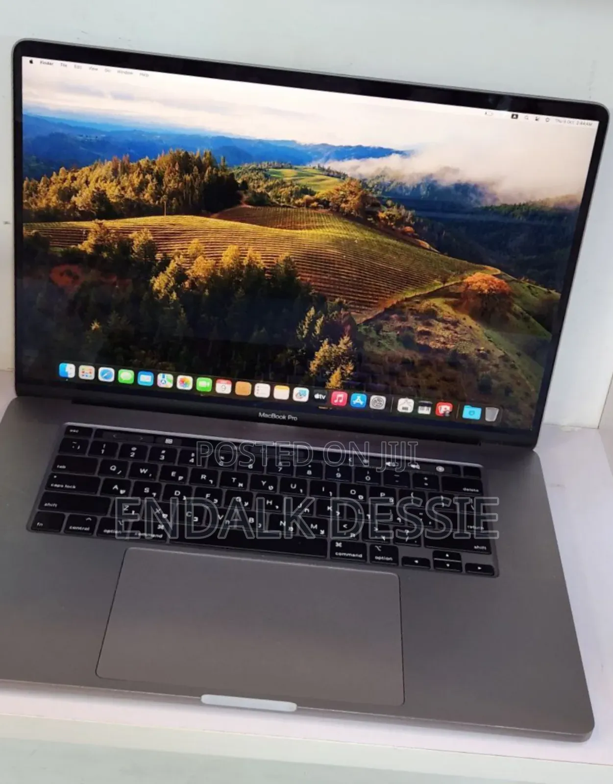New Laptop Apple MacBook Pro 2019 8GB Intel Core I9 SSD 1T