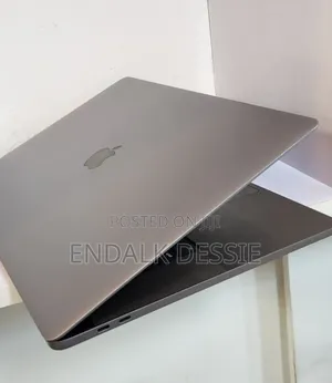 New Laptop Apple MacBook Pro 2019 8GB Intel Core I9 SSD 1T
