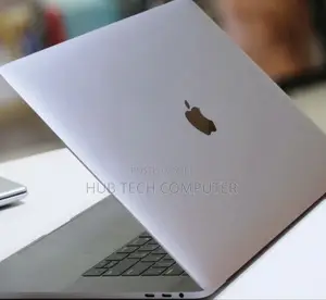 New Laptop Apple MacBook Pro 2019 32GB Intel Core I9 SSD 1T