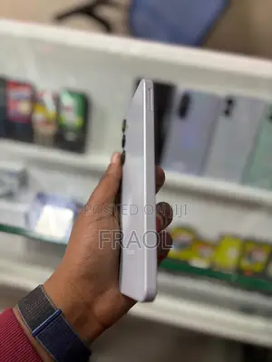 Photo - New Samsung Galaxy A16 128 GB Blue