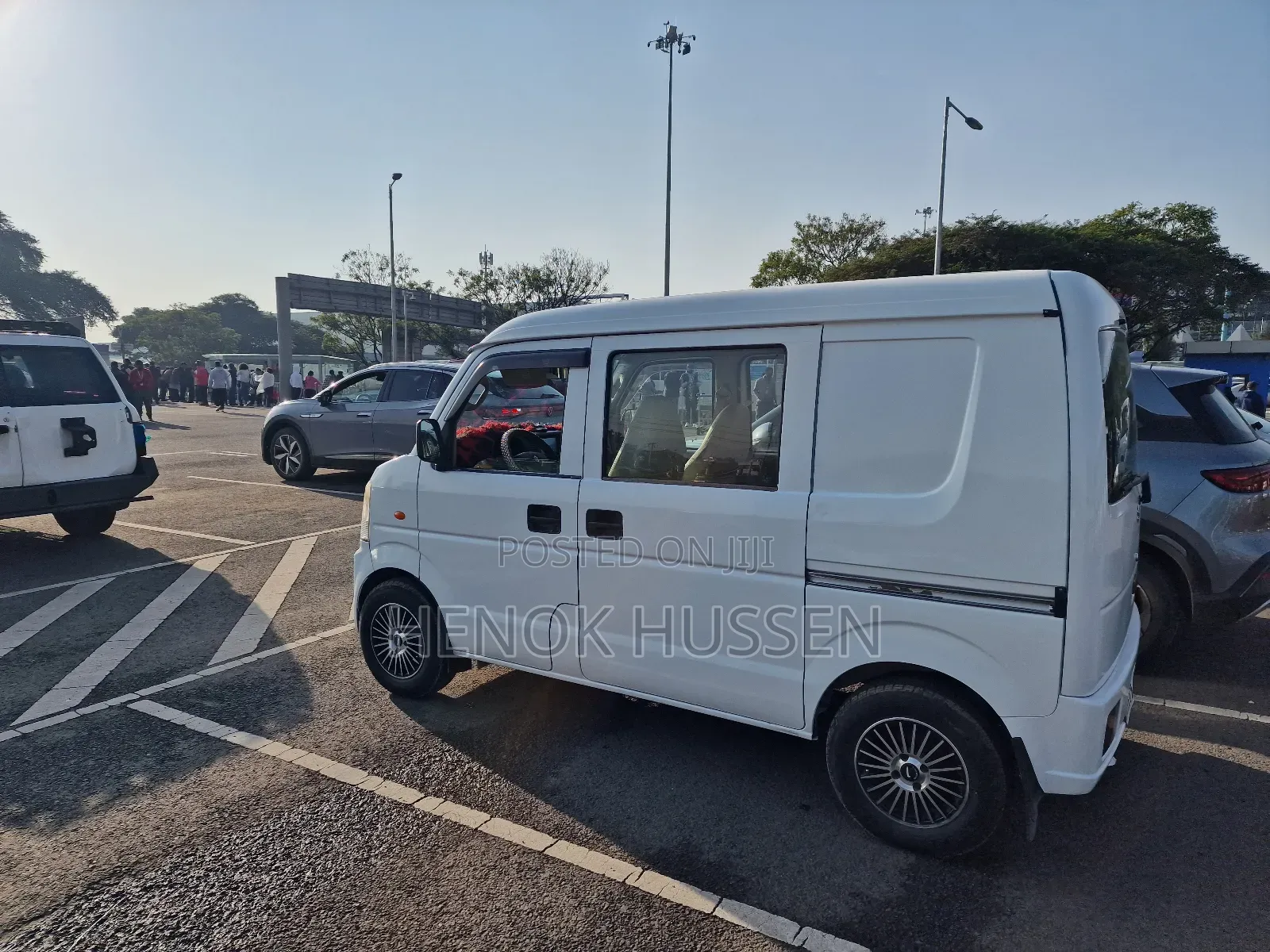 Suzuki Every Wagon 2012 White