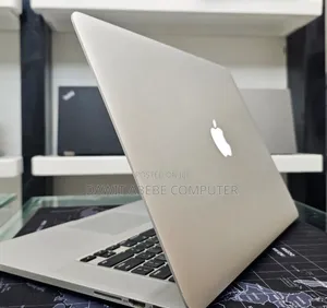 New Laptop Apple MacBook Pro 2015 16GB Intel Core I7 SSD 256GB