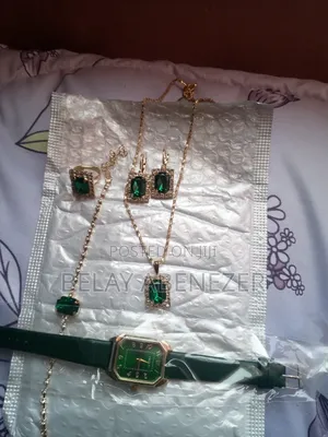 Photo - Watch and Jewelry