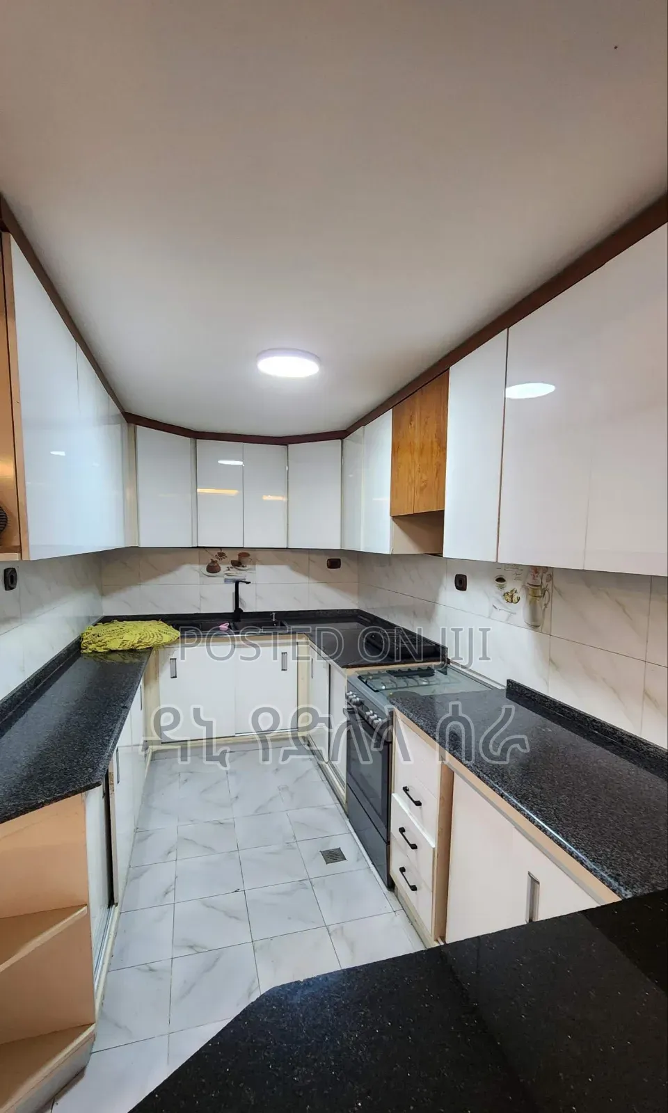 Furnished 3bdrm Condo in አዲስ አበባ, Bole for sale