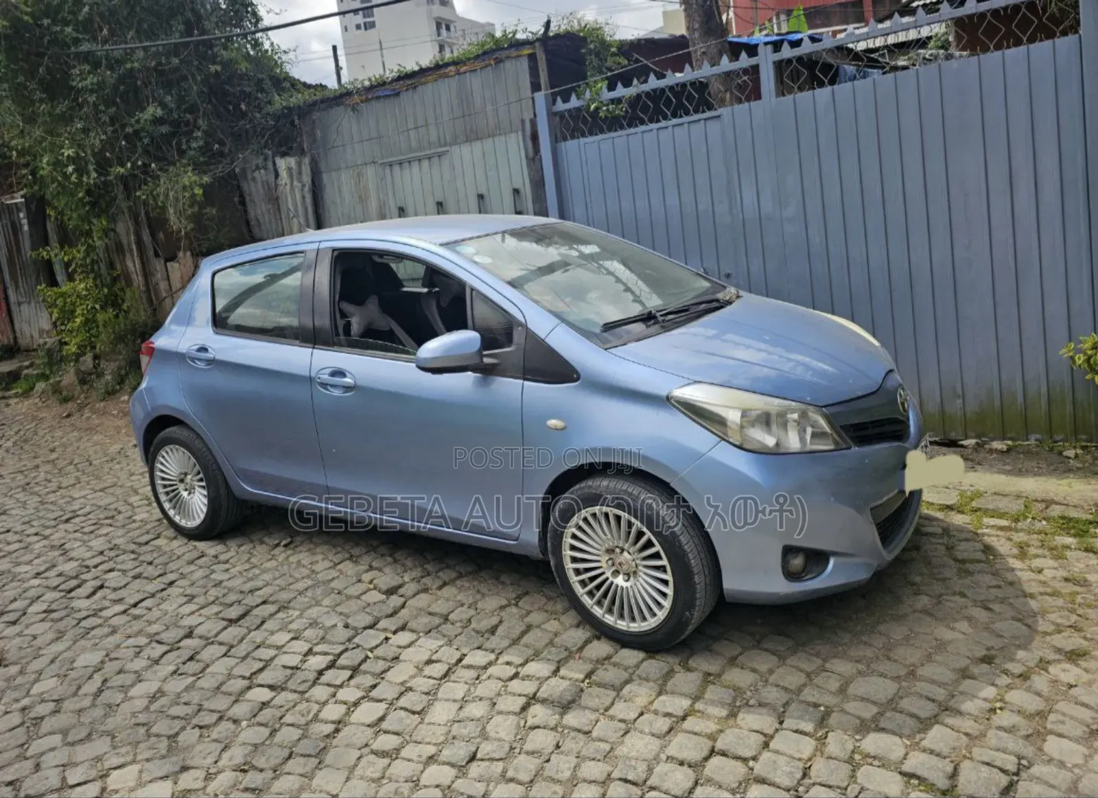 Toyota Yaris 2012