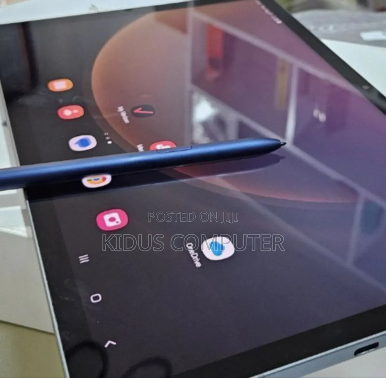 New Laptop Samsung Galaxy Book 2 6GB SSD 128GB