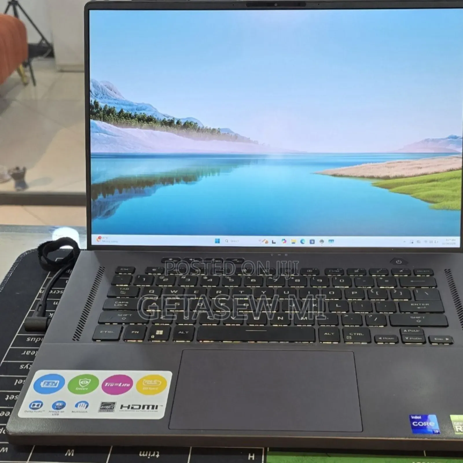 New Laptop Asus ROG Zephyrus G16 16GB Intel Core I9 SSD 1T