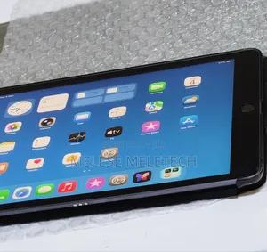 New Apple iPad 10.2 (2020) Wi-Fi 128 GB Gray