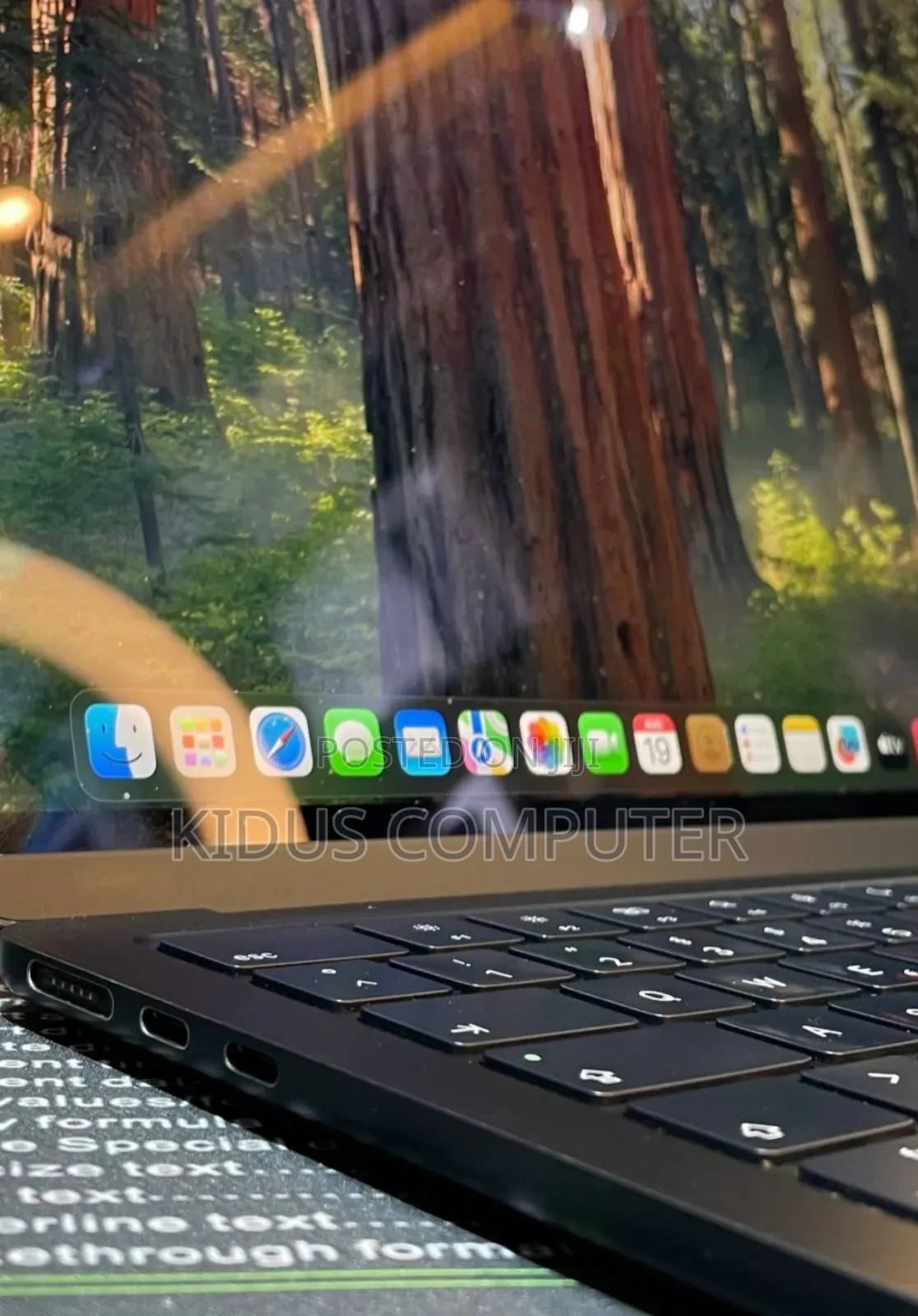 New Laptop Apple MacBook Air 2023 M2 24GB Apple M2 SSD 1T