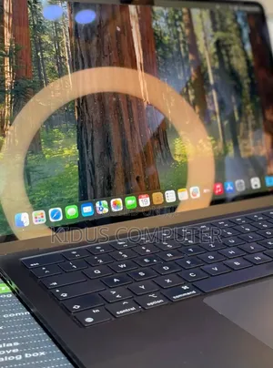 New Laptop Apple MacBook Air 2023 M2 24GB Apple M2 SSD 1T