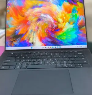 Photo - New Laptop Dell XPS 15 16GB Intel Core I7 SSD 512GB