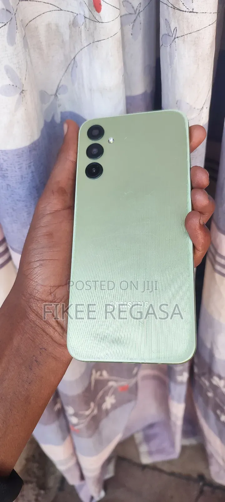 New Samsung Galaxy A14 64 GB Orange