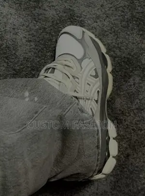 Photo - Asics Gel Nyc “Cement Grey”