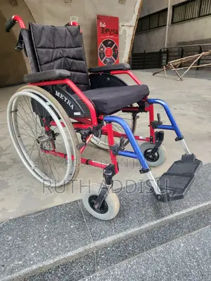 Photo - Wheelchair輕微wheelchair奢華wheelchair輕輕wheelchair載體wheelchair朱槿wheelchair