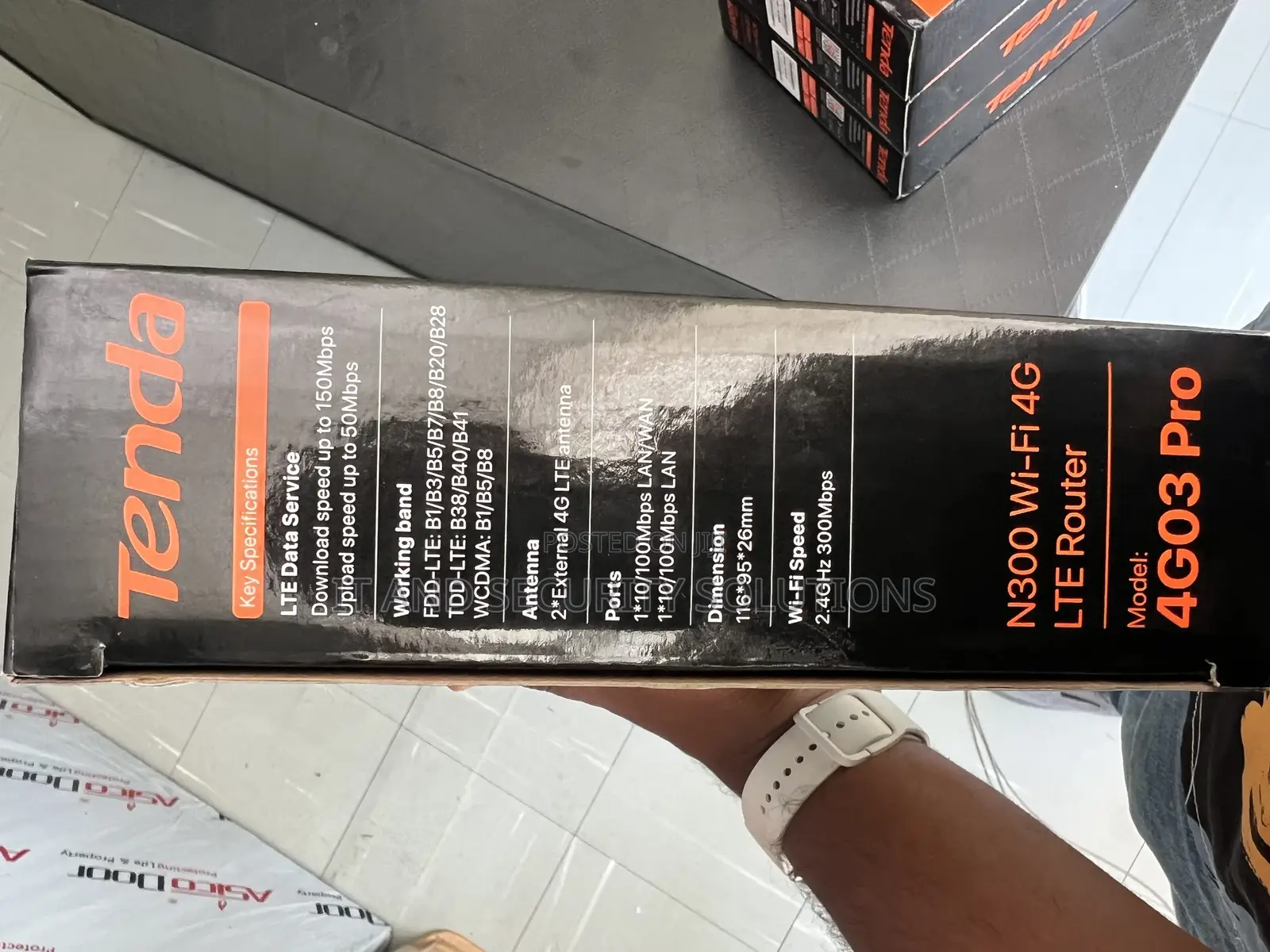 Tenda 4g Lte Wifi Router 300mbps Wifi Speed Plug and Play