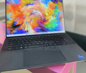 New Laptop Dell XPS 15 16GB Intel Core I7 SSD 512GB