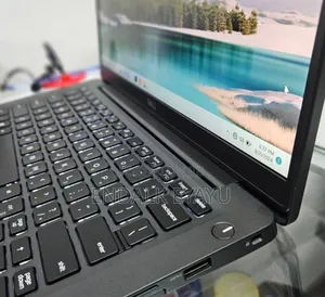 New Laptop Dell Latitude 14 8GB Intel Core I5 SSD 256GB