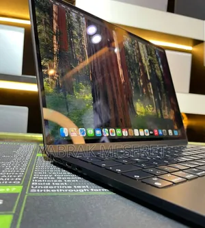 New Laptop Apple MacBook Air 2023 M2 24GB Apple M2 SSD 1T