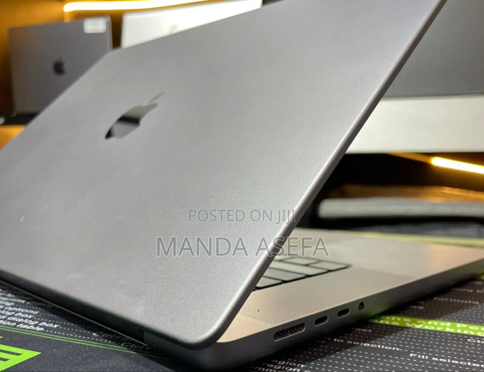 New Laptop Apple MacBook Pro 64GB Apple M1 Max SSD 1T