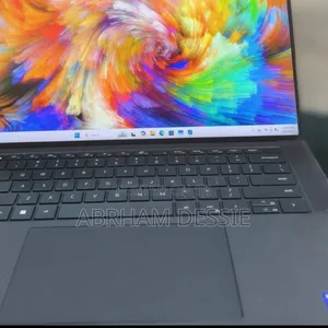 New Laptop Dell 16GB Intel Core I7 SSD 512GB