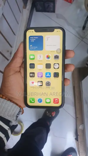 Apple XR 64 GB Black