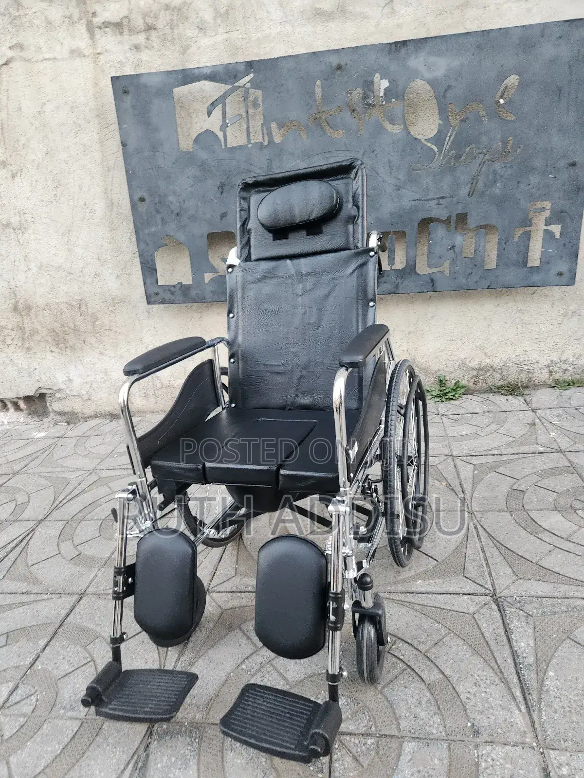 Commode Reclining Wheelchair協會wheelchair戴上wheelchair癲馬wheelchair New