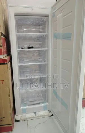 Photo - Everest Upright Freezer