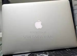 New Laptop Apple MacBook 2015 16GB Intel Core I7 SSD 256GB