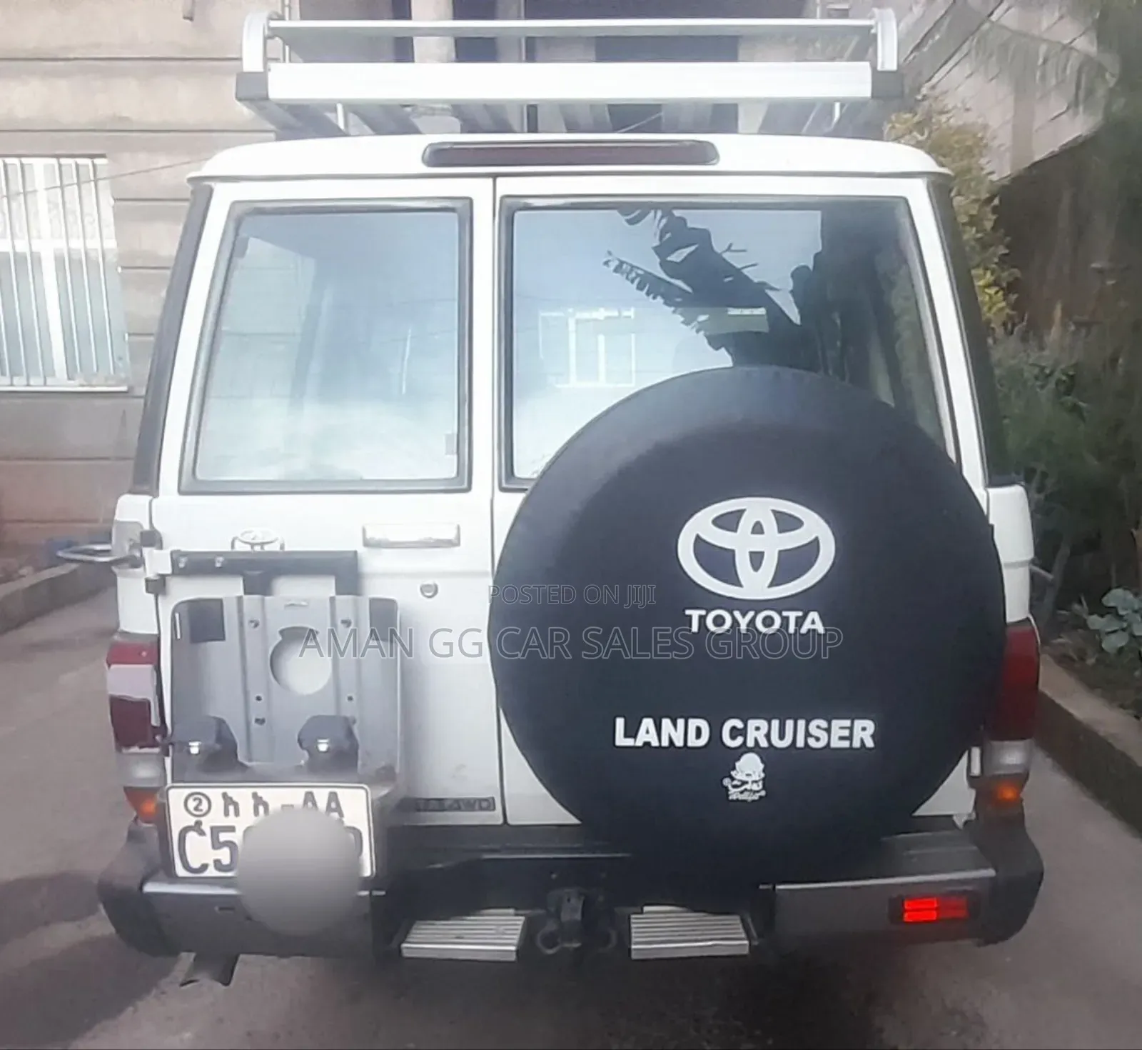 Toyota Land Cruiser 2016 White