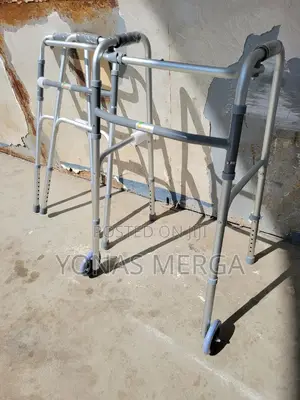 Photo - Aluminum Walker樫፯patients, or Those Recovering From Injury or Surgery.