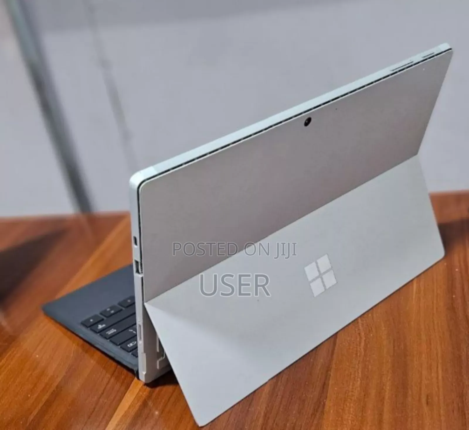 New Laptop Microsoft Surface Pro 7 8GB Intel Core I5 SSD 128GB