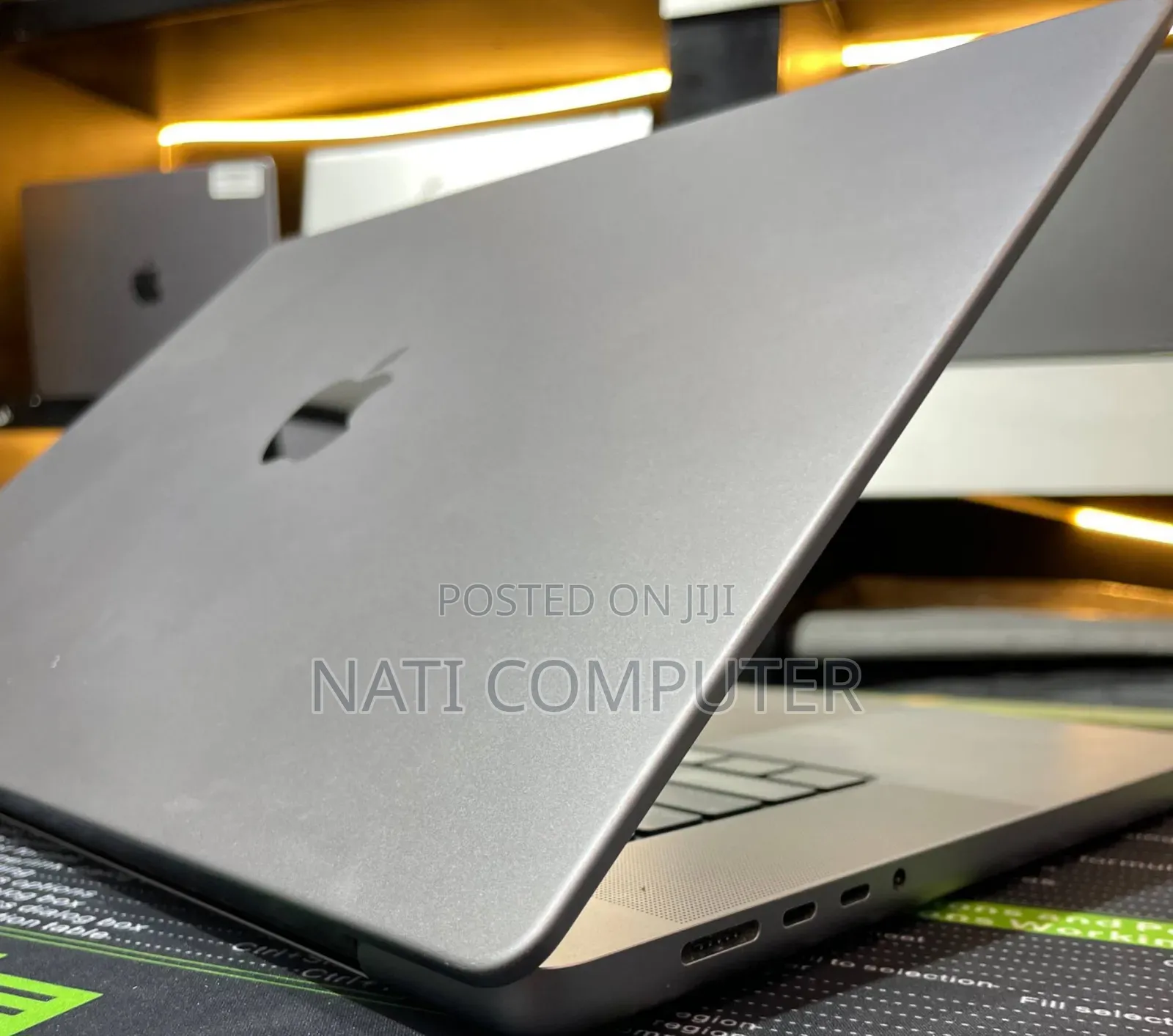 New Laptop Apple MacBook Pro M1 64GB Apple M1 Max SSD 1T