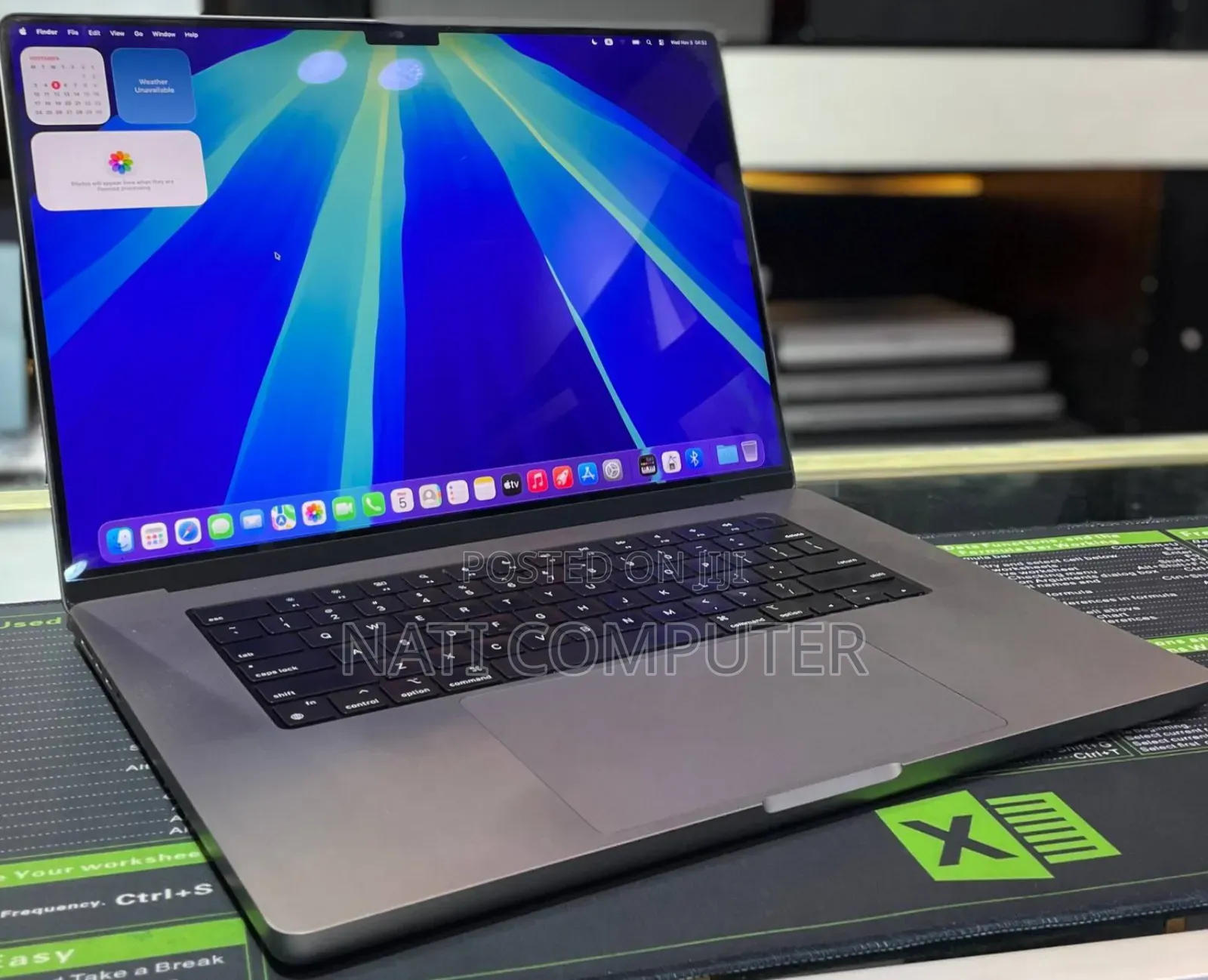 New Laptop Apple MacBook Pro M1 64GB Apple M1 Max SSD 1T