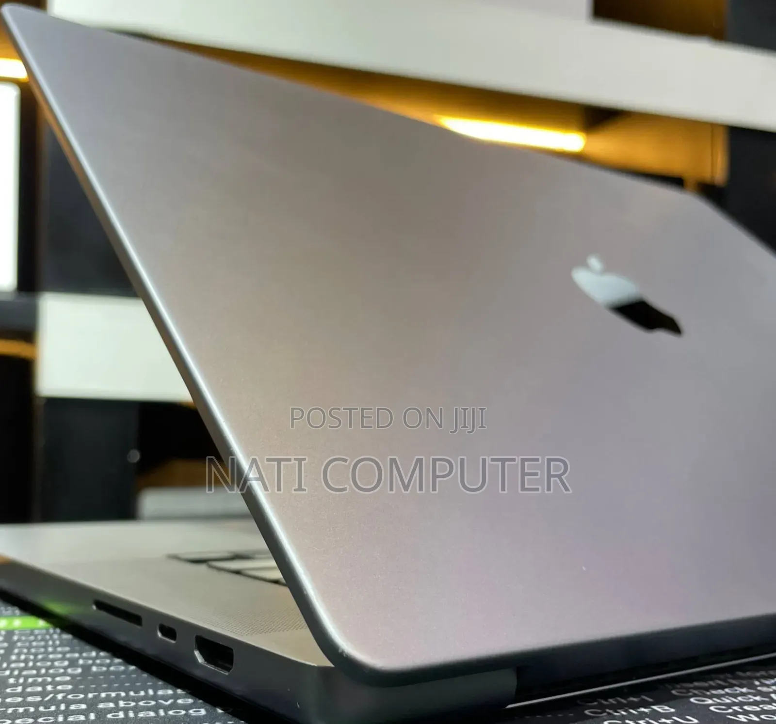 New Laptop Apple MacBook Pro M1 64GB Apple M1 Max SSD 1T