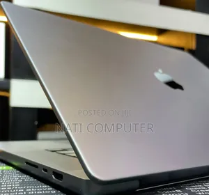 New Laptop Apple MacBook Pro M1 64GB Apple M1 Max SSD 1T