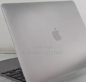 New Laptop Apple MacBook Pro 2022 M2 8GB Apple M2 SSD 256GB