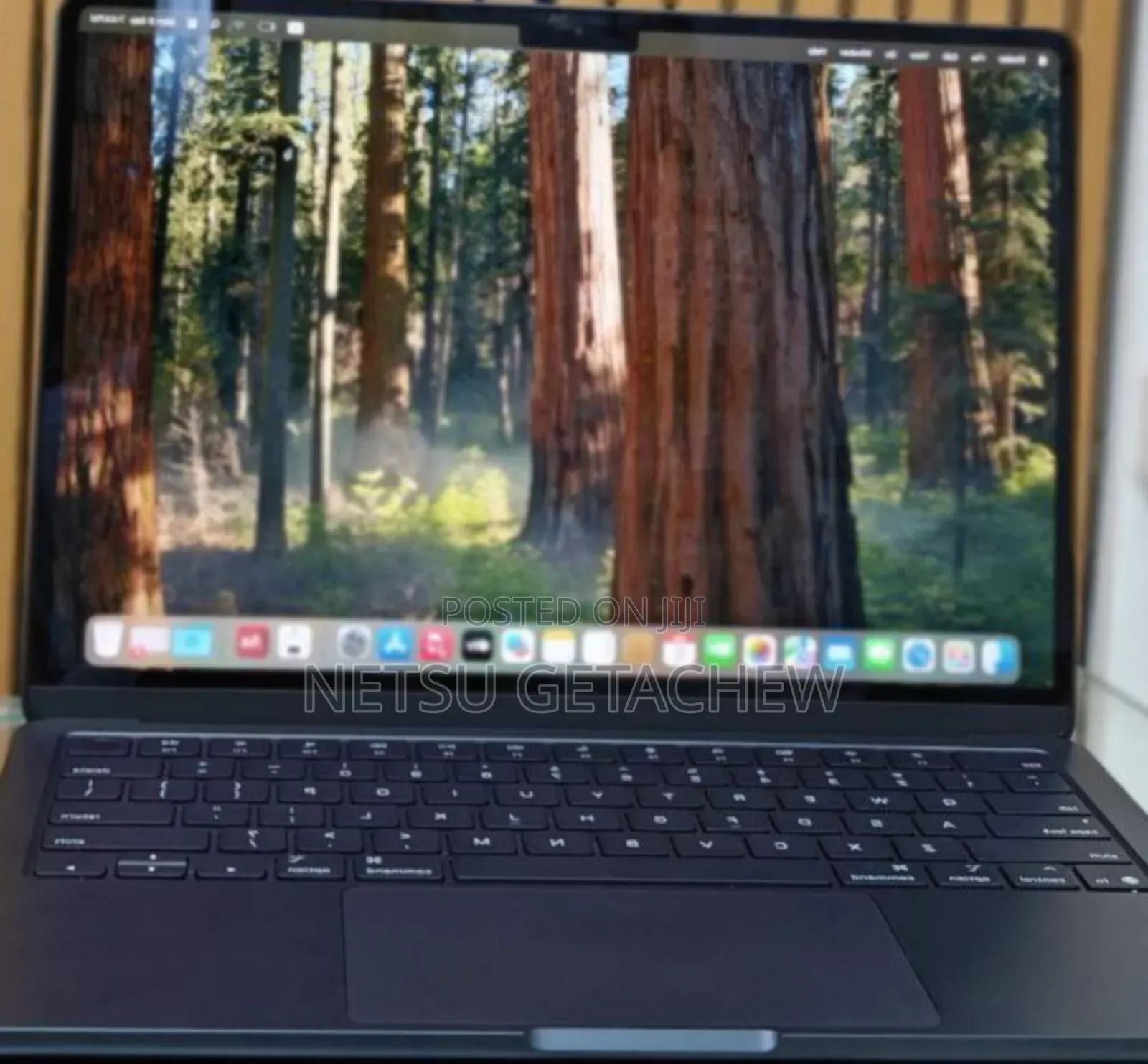 New Laptop Apple MacBook Air 2022 M2 16GB Apple M3 Pro SSD 256GB