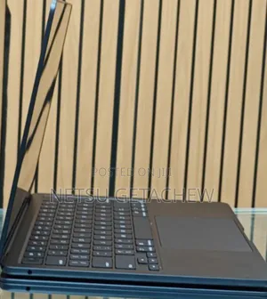 New Laptop Apple MacBook Air 2022 M2 16GB Apple M3 Pro SSD 256GB